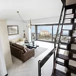 ヴィラ Beachfront House