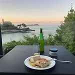 ヴィラ Beachfront House *