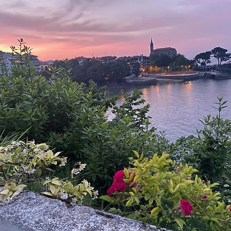 Beachfront House Villa Mundaka