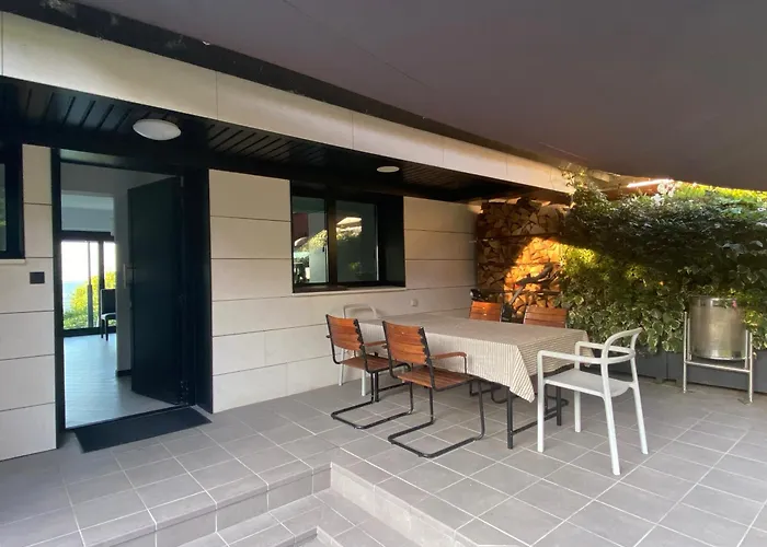 Beachfront House * Mundaka