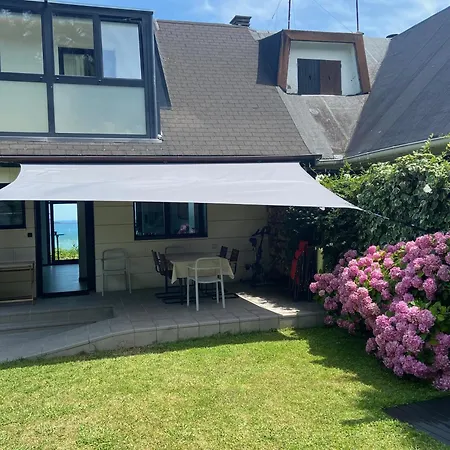 빌라 Beachfront House *