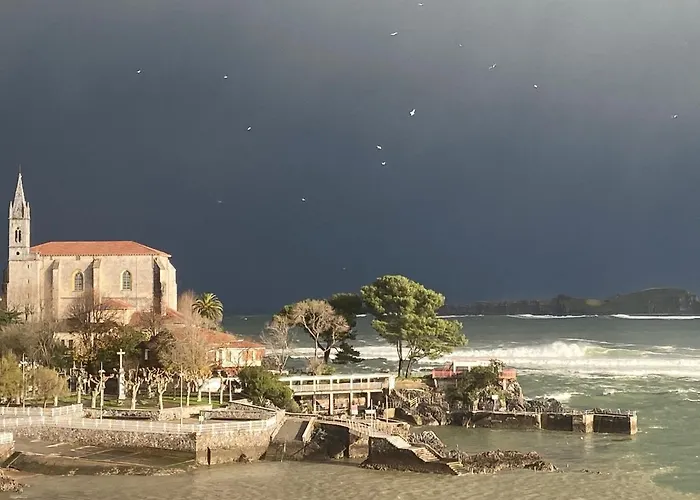 Вилла Beachfront House *