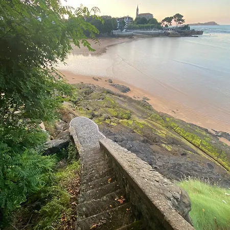 Beachfront House Βίλα *